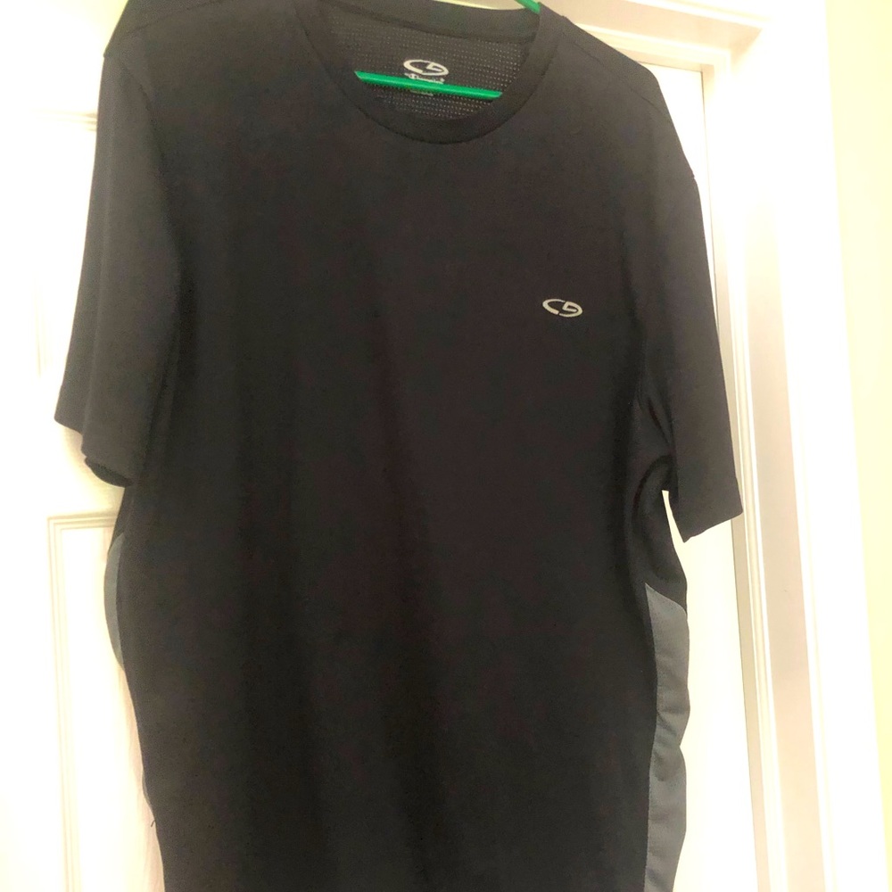 Men’s Champion Athletic black Top, XLG